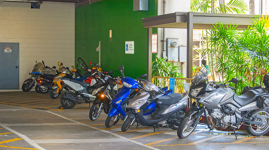 Daniel K. Inouye International Airport | Motorcycle – Moped Parking